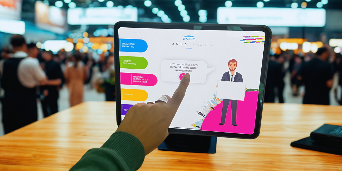 Discover how to easily design captivating interactive experiences on touchscreen and choose the right software.