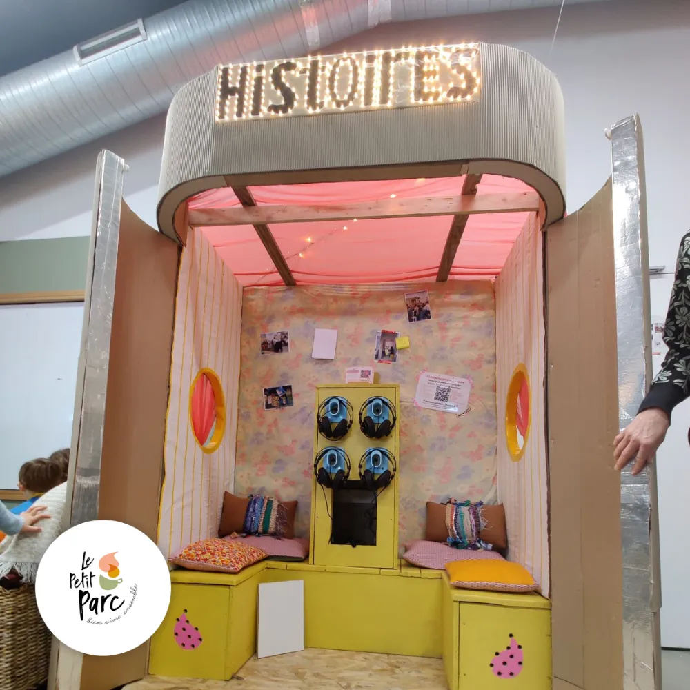 An interactive audio kiosk for sharing stories